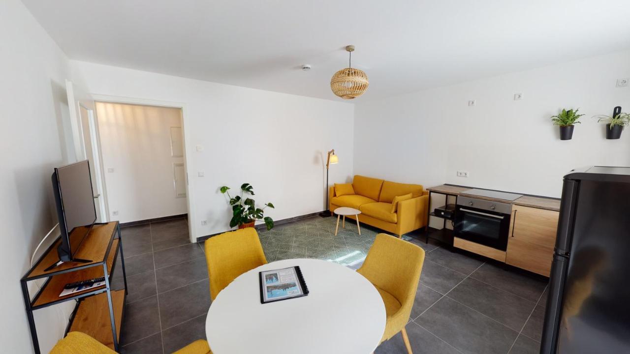Travel Art Boardinghouse Aparthotel Neuruppin Bagian luar foto