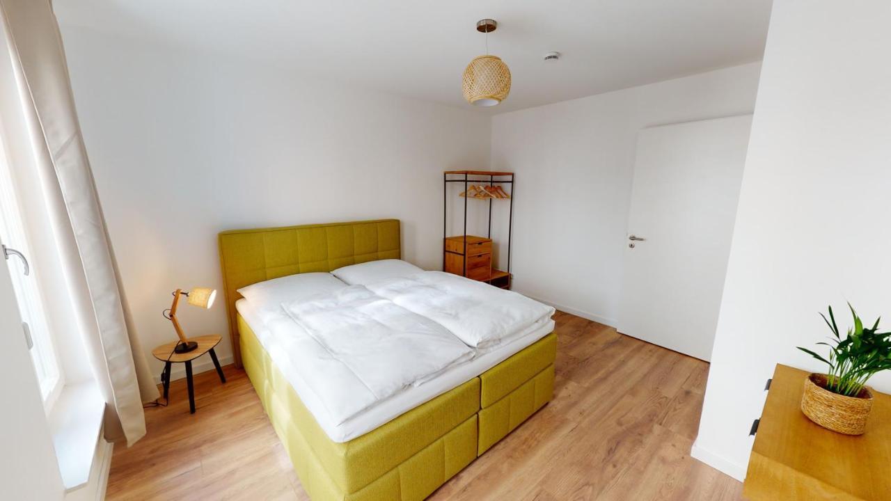 Travel Art Boardinghouse Aparthotel Neuruppin Bagian luar foto