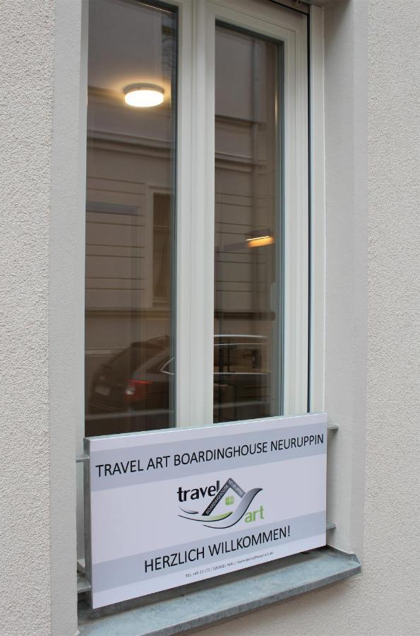 Travel Art Boardinghouse Aparthotel Neuruppin Bagian luar foto